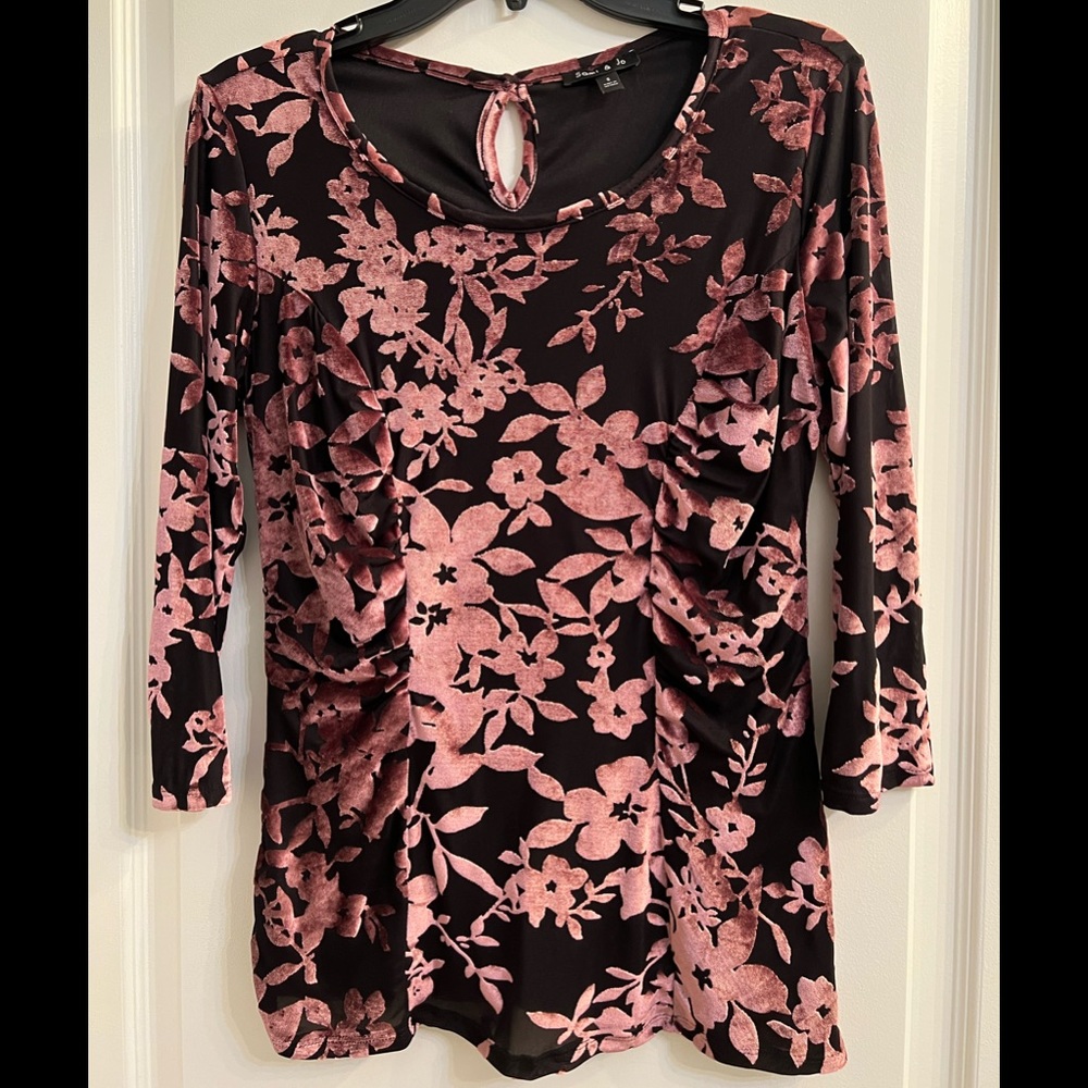 Sami &  Jo Top - Size Small - 3/4 quarter sleeve NWOT